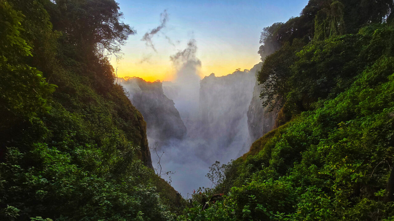 Plan my safari takes you to scenes such as this beautiful "smoke" created by rapidly moving waterfalls. In this instance the Victoria Falls.